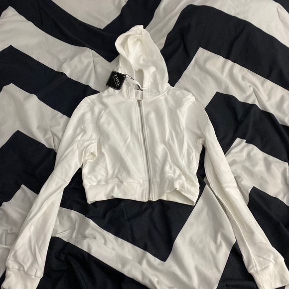 Zaful cropped sweater - Picture 1 of 2